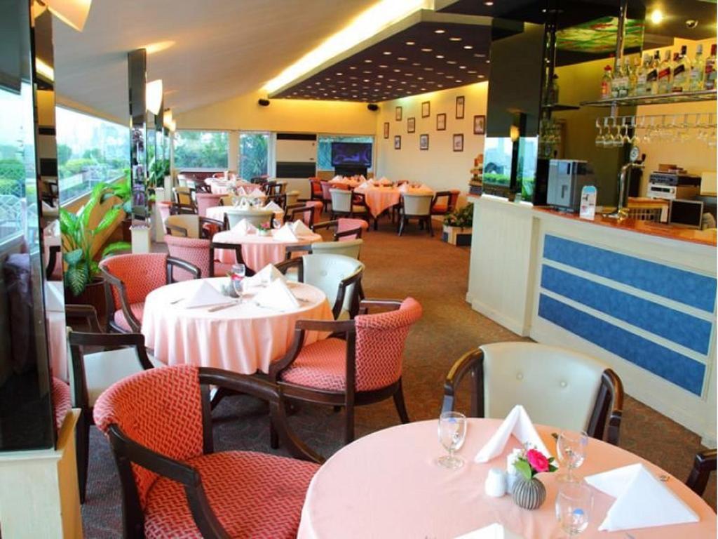Grande Ville Hotel Bangkok Exterior foto